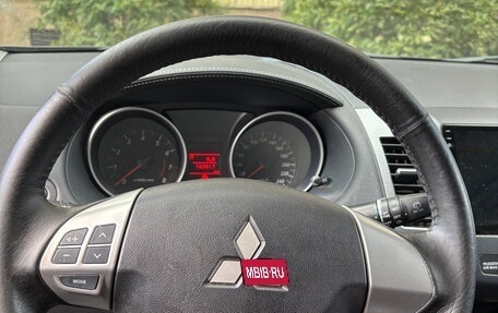 Mitsubishi Outlander III рестайлинг 3, 2011 год, 850 000 рублей, 12 фотография