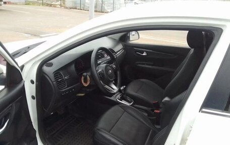 KIA Rio IV, 2018 год, 1 325 000 рублей, 8 фотография