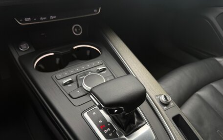 Audi A4, 2018 год, 2 350 000 рублей, 14 фотография