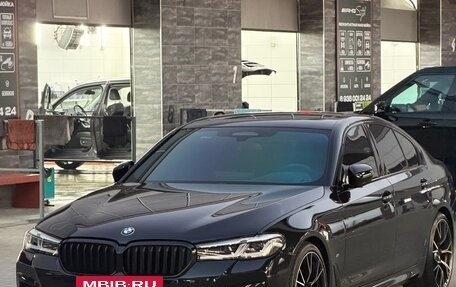 BMW 5 серия, 2020 год, 4 890 000 рублей, 2 фотография