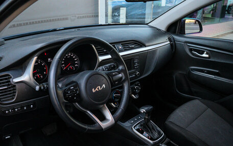 KIA Rio IV, 2021 год, 1 650 000 рублей, 12 фотография