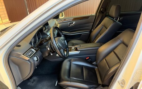 Mercedes-Benz E-Класс, 2013 год, 1 600 000 рублей, 13 фотография