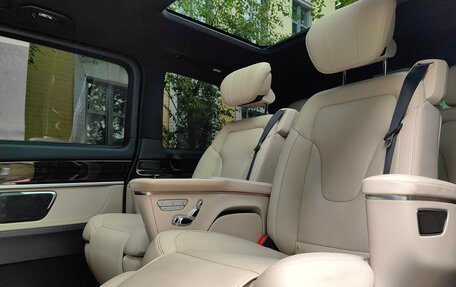 Mercedes-Benz V-Класс, 2021 год, 7 500 000 рублей, 22 фотография