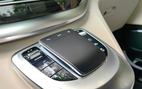 Mercedes-Benz V-Класс, 2021 год, 7 500 000 рублей, 29 фотография