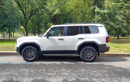 Toyota Land Cruiser Prado, 2024 год, 9 500 000 рублей, 3 фотография