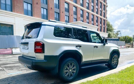 Toyota Land Cruiser Prado, 2024 год, 9 500 000 рублей, 4 фотография