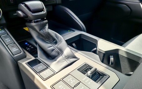 Toyota Land Cruiser Prado, 2024 год, 9 500 000 рублей, 9 фотография