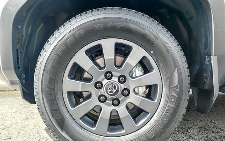 Toyota Land Cruiser Prado, 2024 год, 9 500 000 рублей, 26 фотография