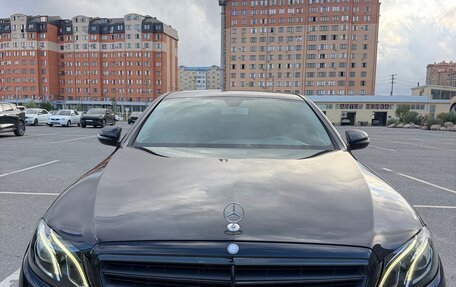 Mercedes-Benz E-Класс, 2016 год, 1 800 000 рублей, 7 фотография
