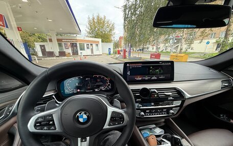 BMW 5 серия, 2021 год, 4 900 000 рублей, 13 фотография