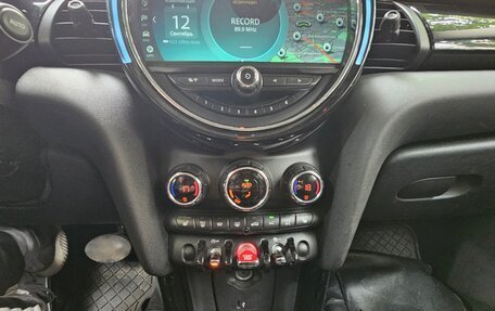 MINI Hatch, 2018 год, 1 500 000 рублей, 5 фотография