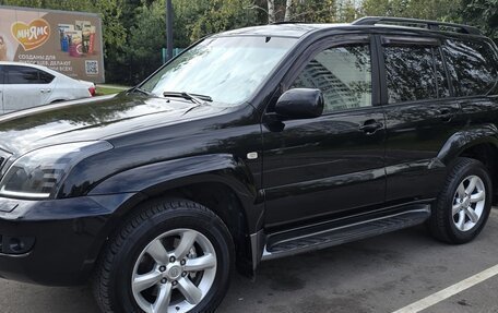 Toyota Land Cruiser Prado 120 рестайлинг, 2008 год, 2 150 000 рублей, 2 фотография