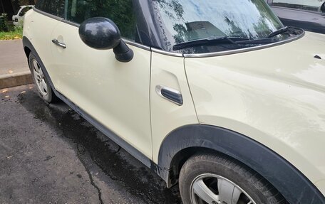 MINI Hatch, 2018 год, 1 500 000 рублей, 8 фотография