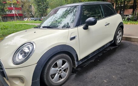 MINI Hatch, 2018 год, 1 500 000 рублей, 7 фотография
