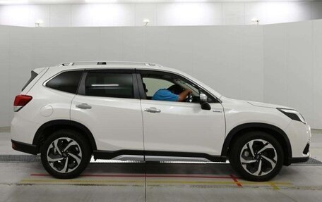 Subaru Forester, 2022 год, 2 568 000 рублей, 3 фотография
