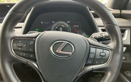 Lexus UX I, 2024 год, 3 766 666 рублей, 14 фотография