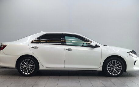 Toyota Camry, 2017 год, 1 870 000 рублей, 4 фотография