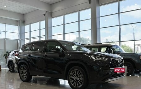 Toyota Highlander, 2026 год, 5 800 000 рублей, 4 фотография