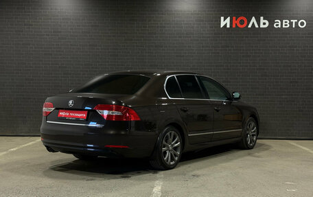 Skoda Superb III рестайлинг, 2013 год, 1 190 000 рублей, 5 фотография