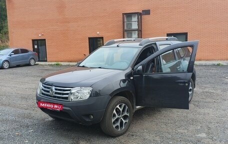Renault Duster I рестайлинг, 2012 год, 800 000 рублей, 2 фотография