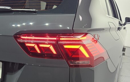 Volkswagen Tiguan II, 2021 год, 2 850 000 рублей, 6 фотография