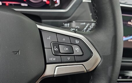 Volkswagen Tiguan II, 2021 год, 2 850 000 рублей, 15 фотография