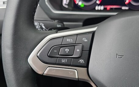 Volkswagen Tiguan II, 2021 год, 2 850 000 рублей, 14 фотография