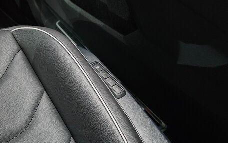 Volkswagen Tiguan II, 2021 год, 2 850 000 рублей, 22 фотография