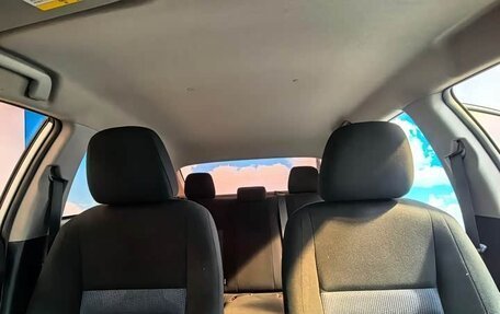 Toyota Yaris, 2022 год, 1 057 000 рублей, 12 фотография