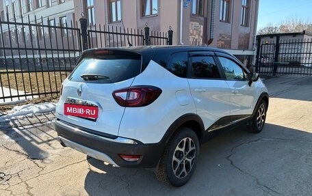 Renault Kaptur I рестайлинг, 2017 год, 1 100 000 рублей, 6 фотография
