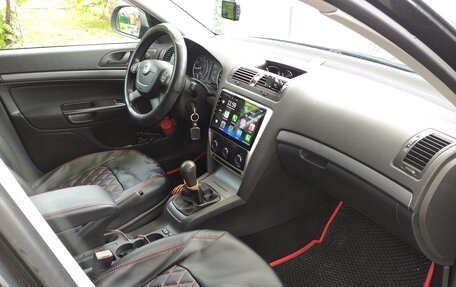 Skoda Octavia, 2010 год, 700 000 рублей, 3 фотография