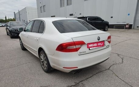 Skoda Superb III рестайлинг, 2013 год, 1 197 000 рублей, 4 фотография