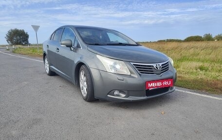 Toyota Avensis III рестайлинг, 2009 год, 1 080 000 рублей, 2 фотография