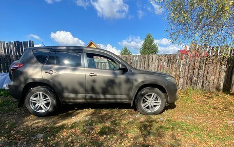 Toyota RAV4, 2011 год, 1 600 000 рублей, 8 фотография