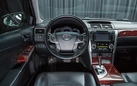 Toyota Camry, 2014 год, 1 699 000 рублей, 8 фотография