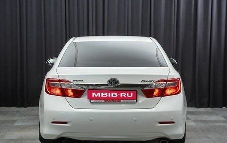 Toyota Camry, 2014 год, 1 699 000 рублей, 5 фотография