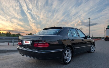 Mercedes-Benz E-Класс, 2001 год, 1 560 000 рублей, 9 фотография