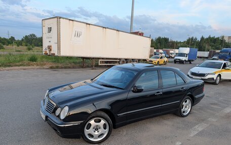 Mercedes-Benz E-Класс, 2001 год, 1 560 000 рублей, 28 фотография