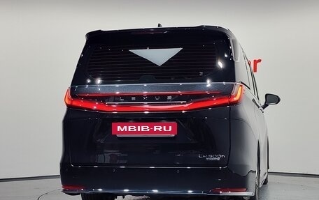 Lexus LM, 2025 год, 18 770 700 рублей, 4 фотография