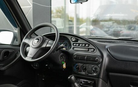 Chevrolet Niva I рестайлинг, 2019 год, 750 000 рублей, 10 фотография