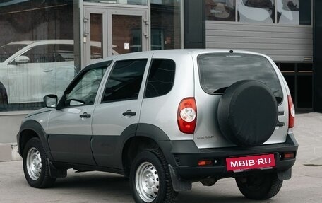 Chevrolet Niva I рестайлинг, 2019 год, 750 000 рублей, 7 фотография