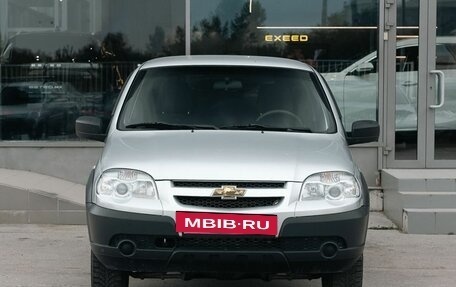 Chevrolet Niva I рестайлинг, 2019 год, 750 000 рублей, 2 фотография