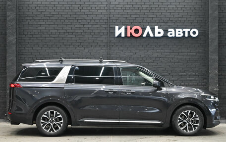 KIA Carnival, 2022 год, 4 700 000 рублей, 9 фотография