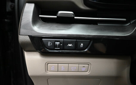 KIA Carnival, 2022 год, 4 700 000 рублей, 17 фотография