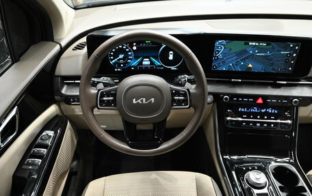 KIA Carnival, 2022 год, 4 700 000 рублей, 14 фотография