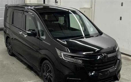 Honda Stepwgn IV, 2020 год, 1 940 000 рублей, 1 фотография