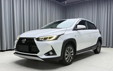 Toyota Yaris XP150 рестайлинг, 2022 год, 1 118 000 рублей, 1 фотография