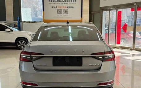 Skoda Superb III рестайлинг, 2022 год, 1 832 060 рублей, 5 фотография