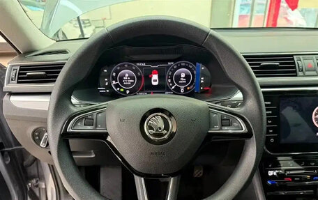 Skoda Superb III рестайлинг, 2022 год, 1 832 060 рублей, 14 фотография
