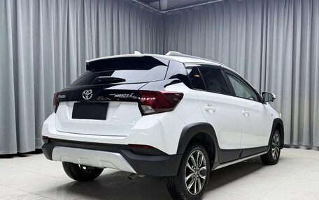 Toyota Yaris XP150 рестайлинг, 2022 год, 1 118 000 рублей, 4 фотография